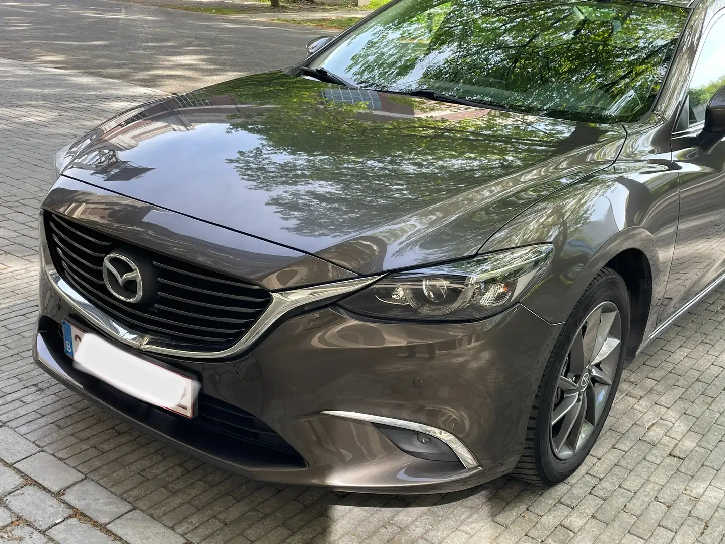 Mazda 6 6 Facelift SkyActiv-D AUT. i-ELOOP Exclusive-Line Grijs - 1