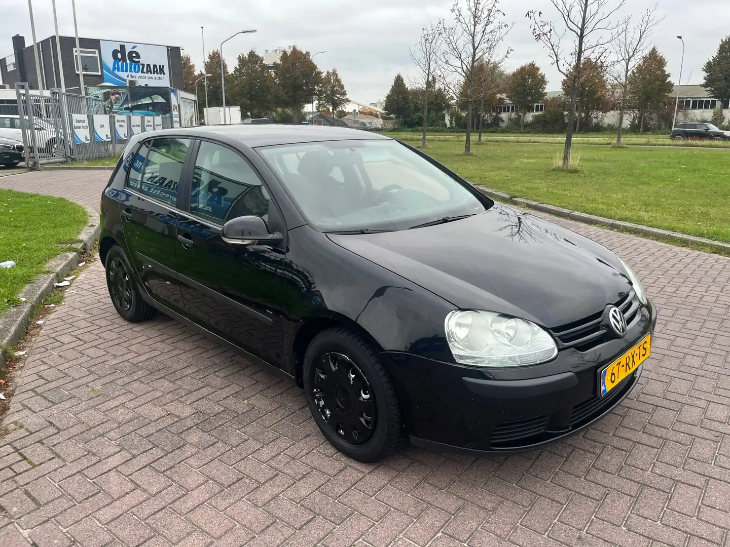 Volkswagen Golf 1.4 FSI Businessline Incl NW Keuring Zwart - 2