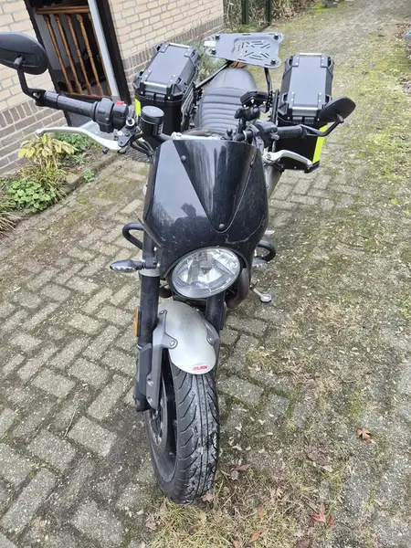 Triumph Speed Twin - foto 3