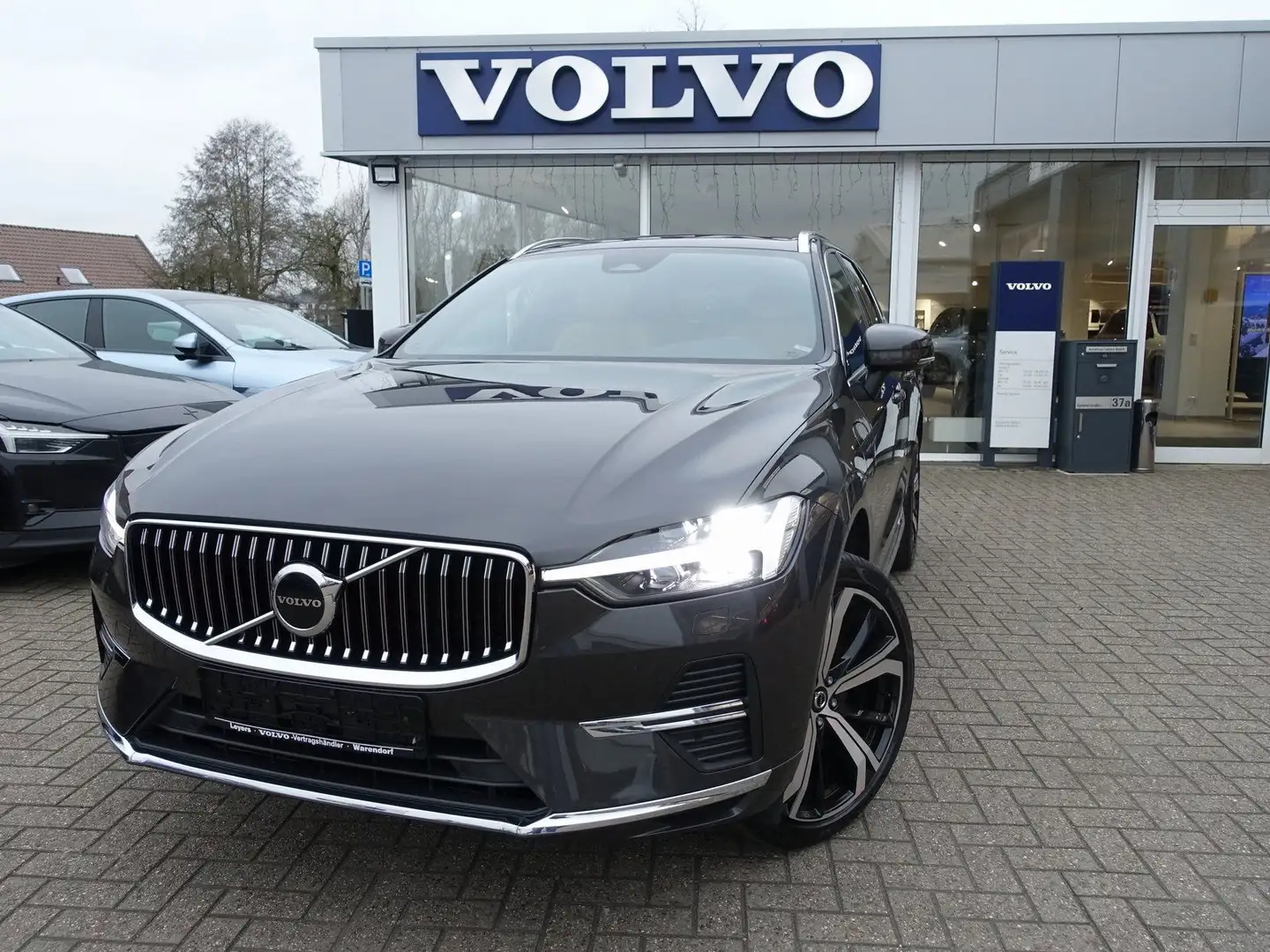 Volvo XC60 T6 AWD Recharge Inscription/Kamera/Memory Grau - 1