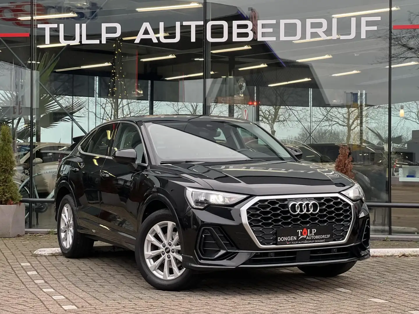 Audi Q3 Sportback 35 TFSI Automaat Leder Clima 1eEig Deale Schwarz - 2
