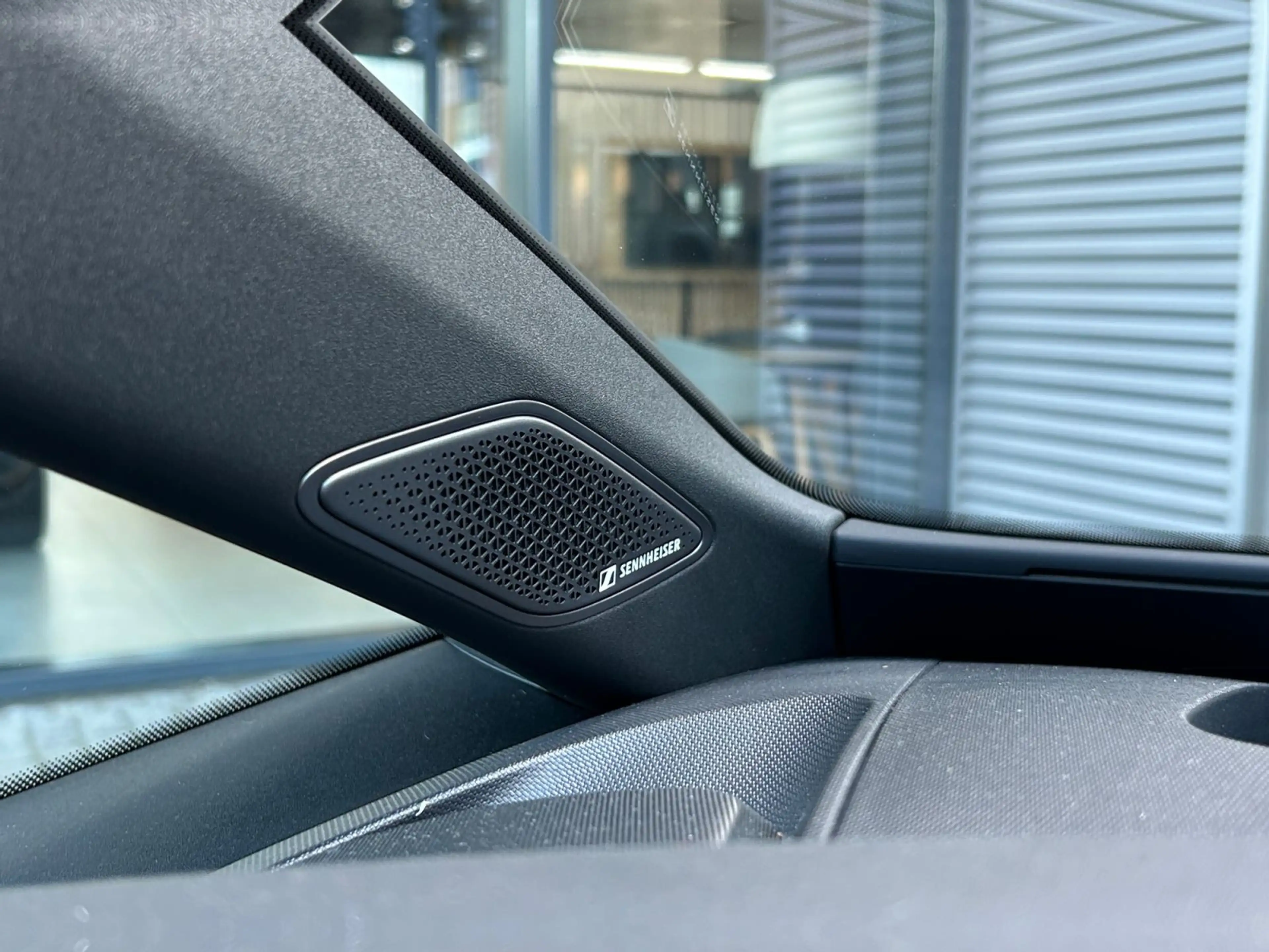 CUPRA Born VZ Matrix Sennheiser 20 Zoll Bike — photo 14