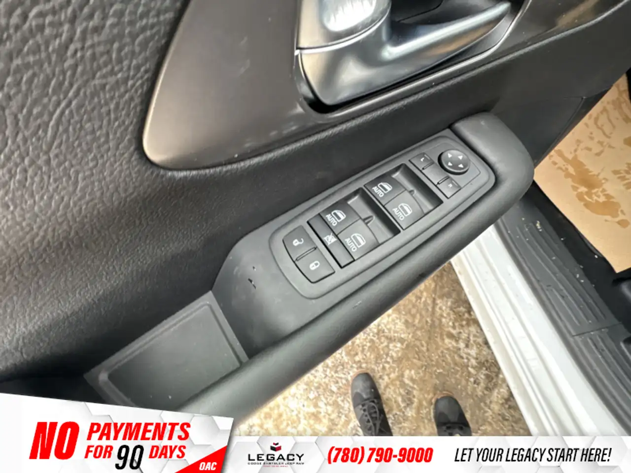 Chrysler Pacifica снимка Chrysler Pacifica