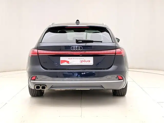 Audi A5 view 5