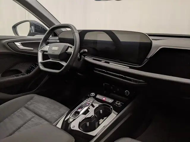 Audi A5 view 6