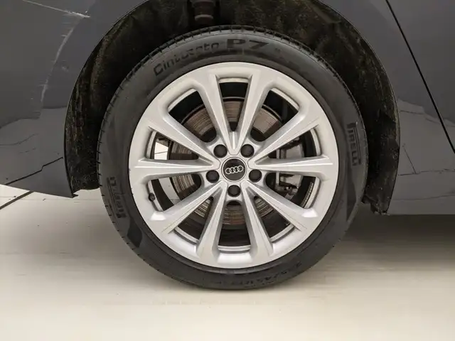 Audi A5 view 10