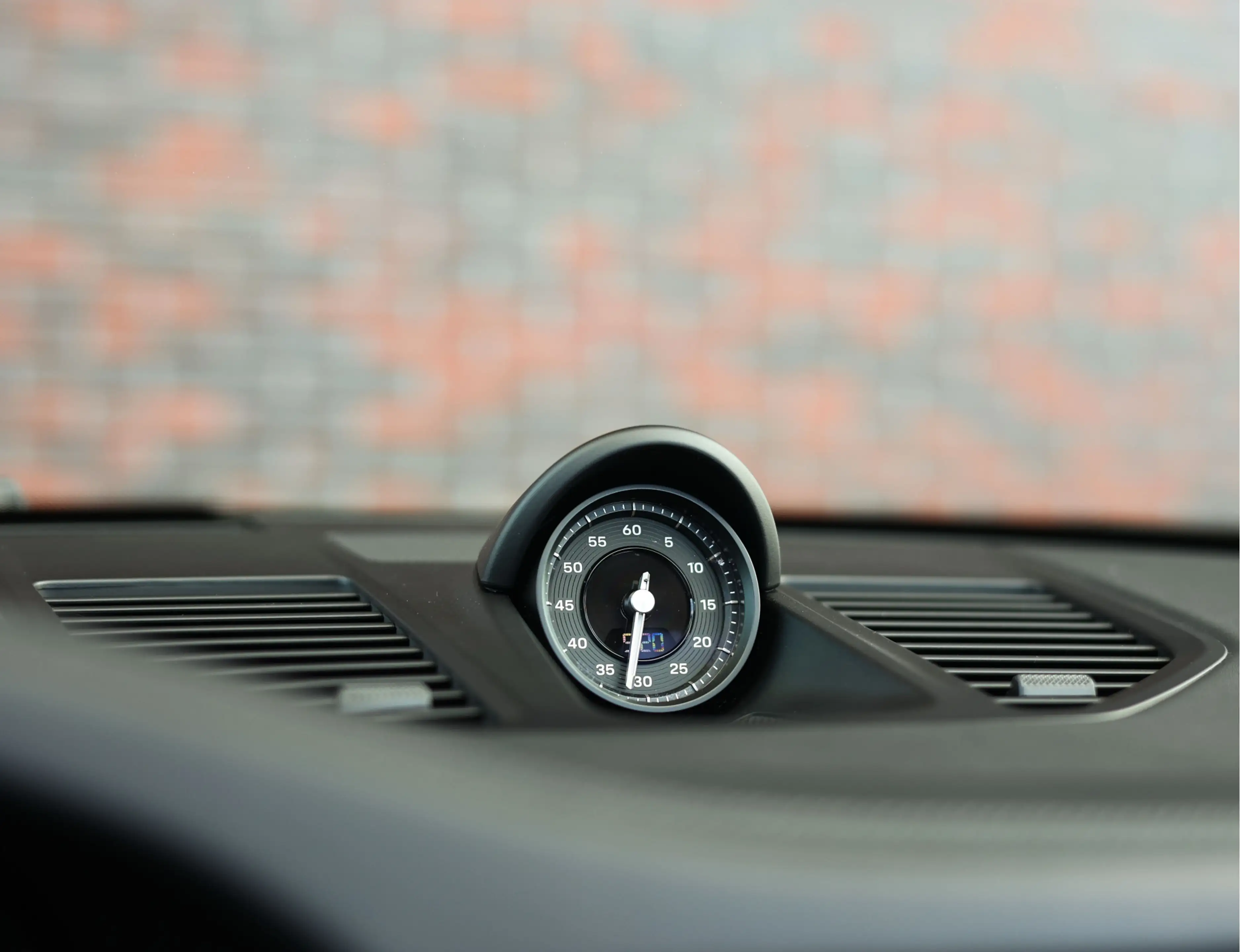 Porsche 992 Cabrio 3.6 T-Hybrid Carrera 4 GTS | PTS - Clublede — photo 5