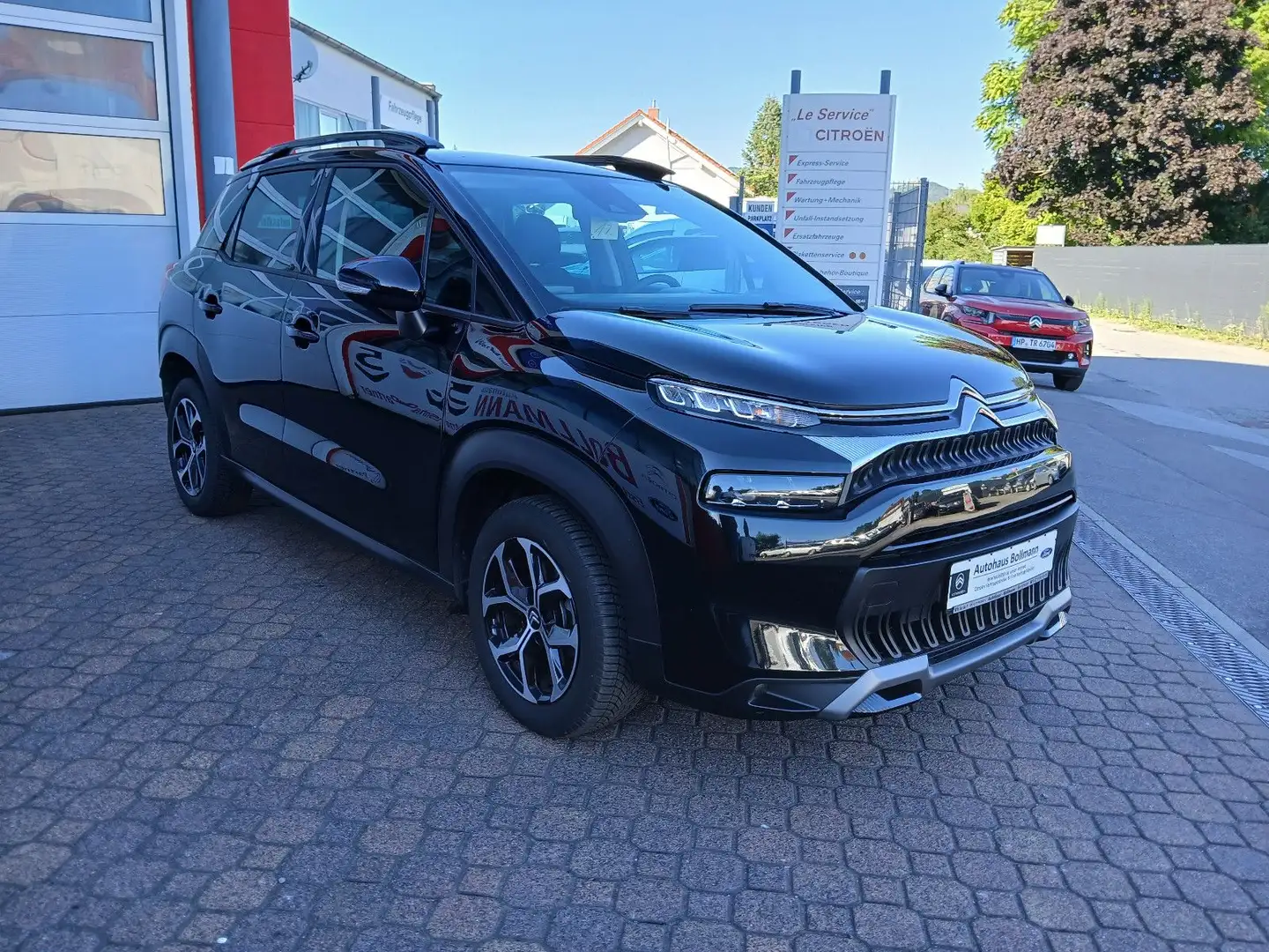 Citroen C3 Aircross Plus,Automatik,Navi,1Hd. Schwarz - 2