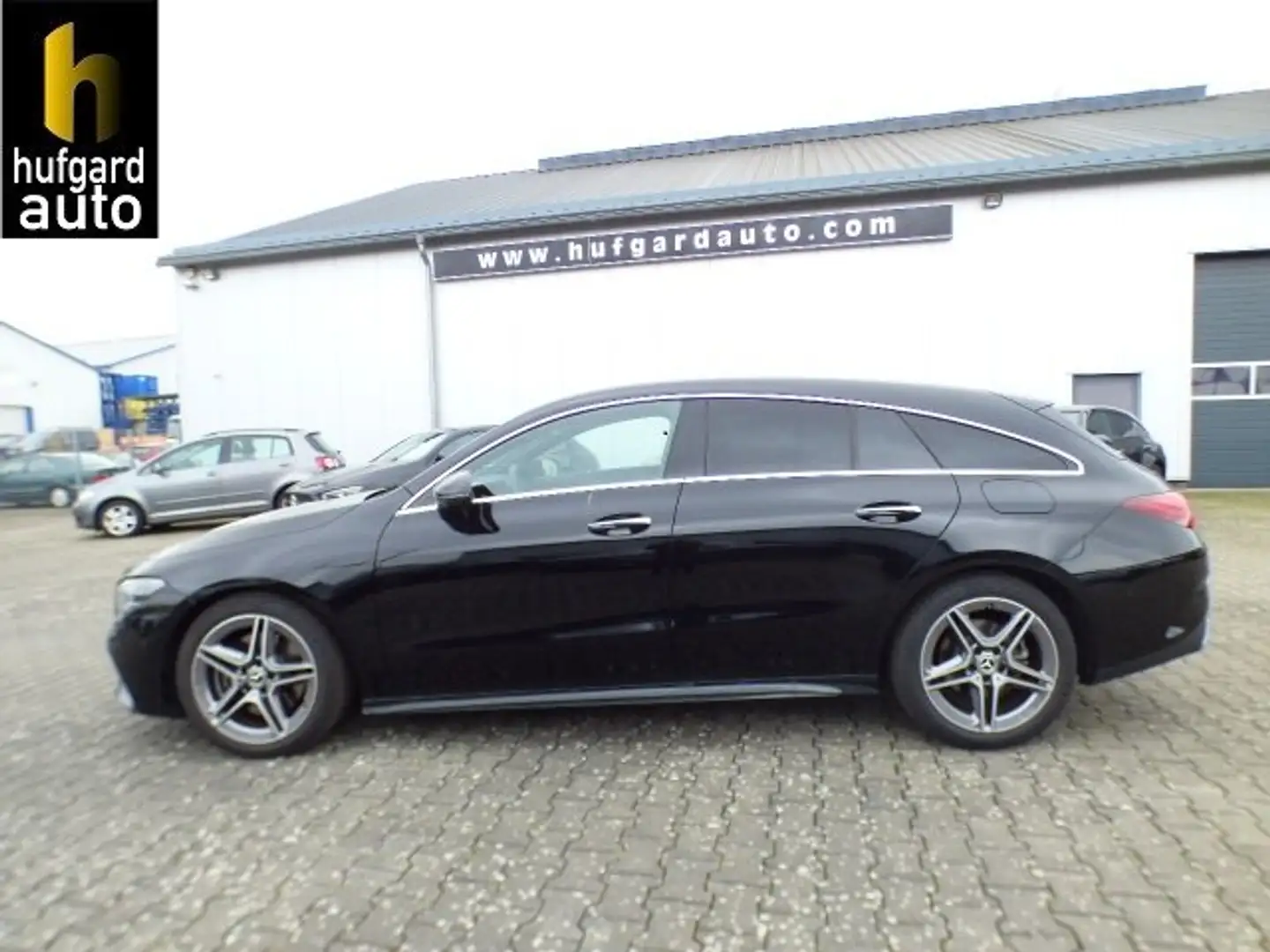 Mercedes-Benz CLA 200 CLA 200 Shooting Brake AMG Line Memory Multibeam Negro - 1