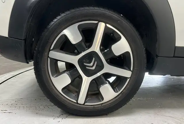 Citroen C4 Cactus view 25