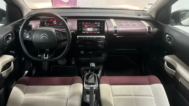 Citroen C4 Cactus view 9