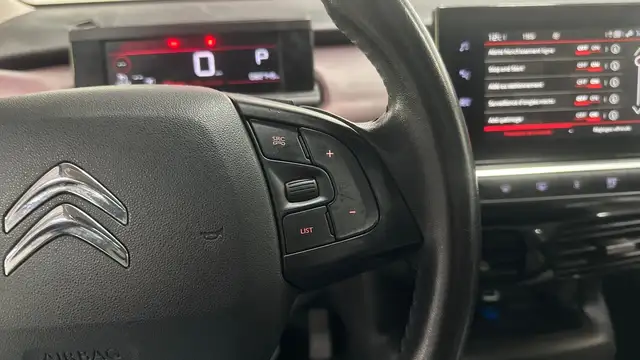 Citroen C4 Cactus view 21