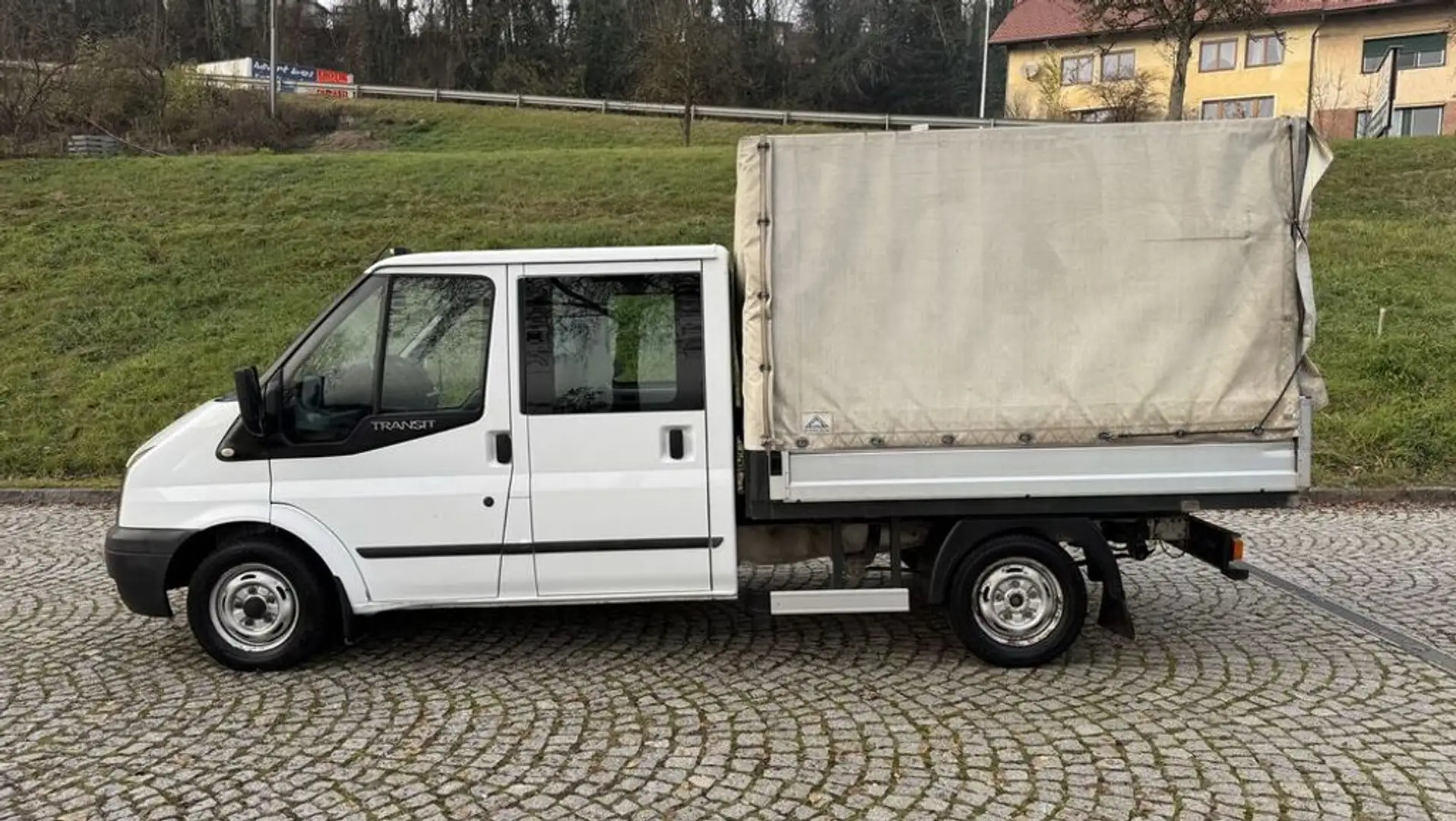 Ford Transit FT 300 M Doppelkabine KLIMA Weiß - 2