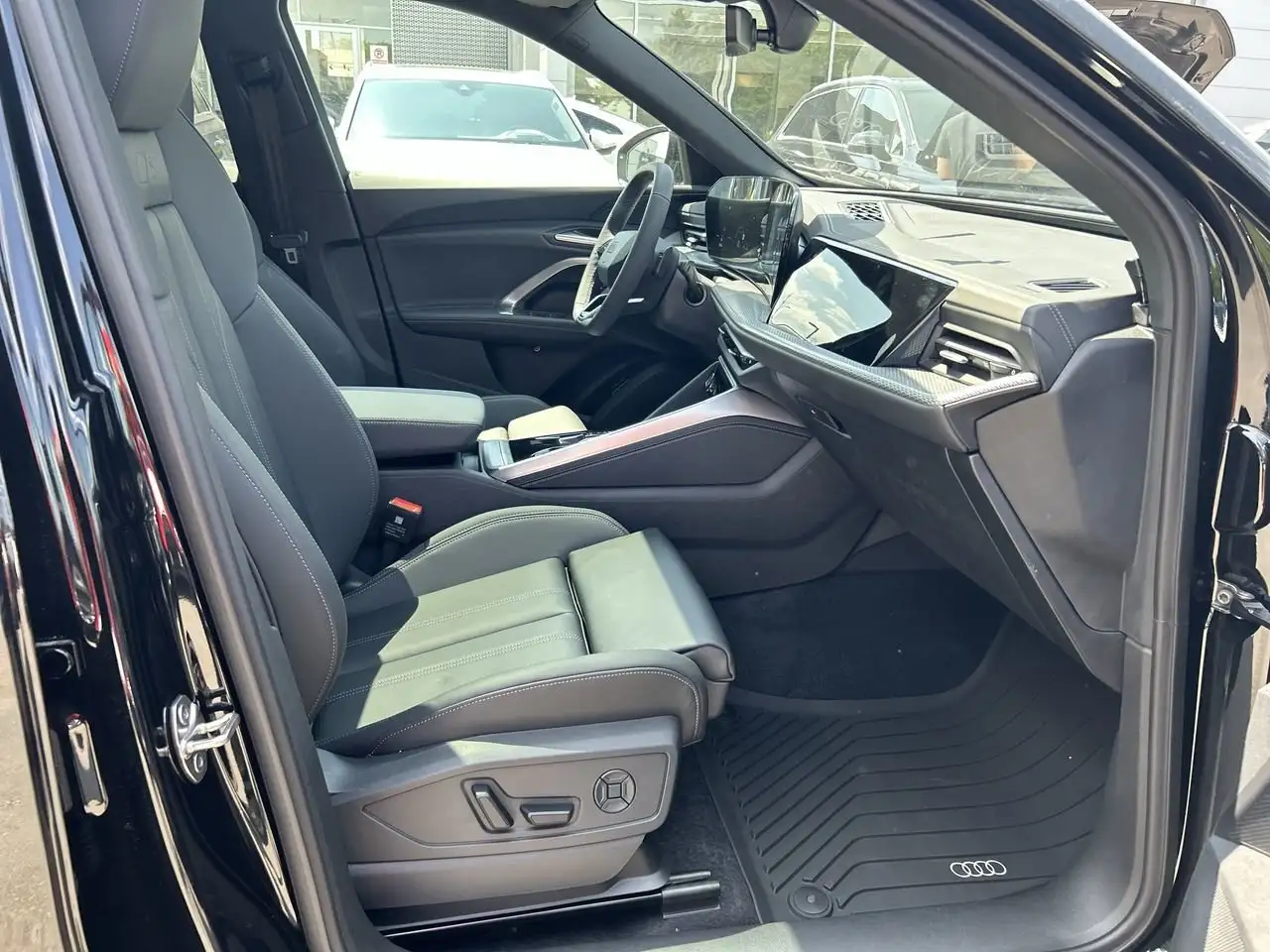 Audi Q5 снимка Audi Q5