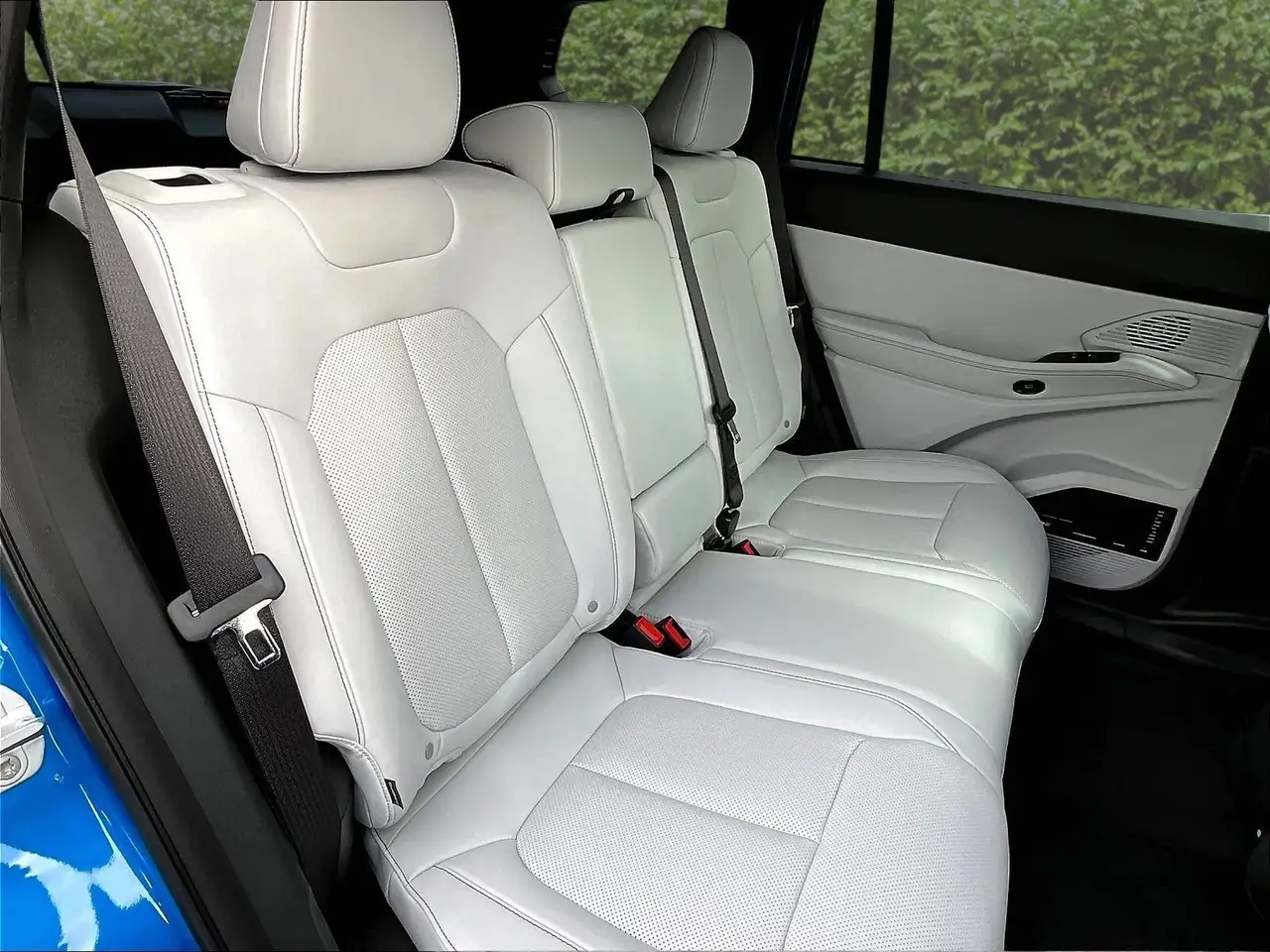 Jeep Cherokee photo Jeep Cherokee