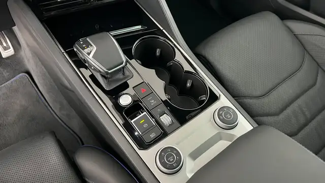 Volkswagen Touareg 4Motion V6 TSI R Ansicht 16