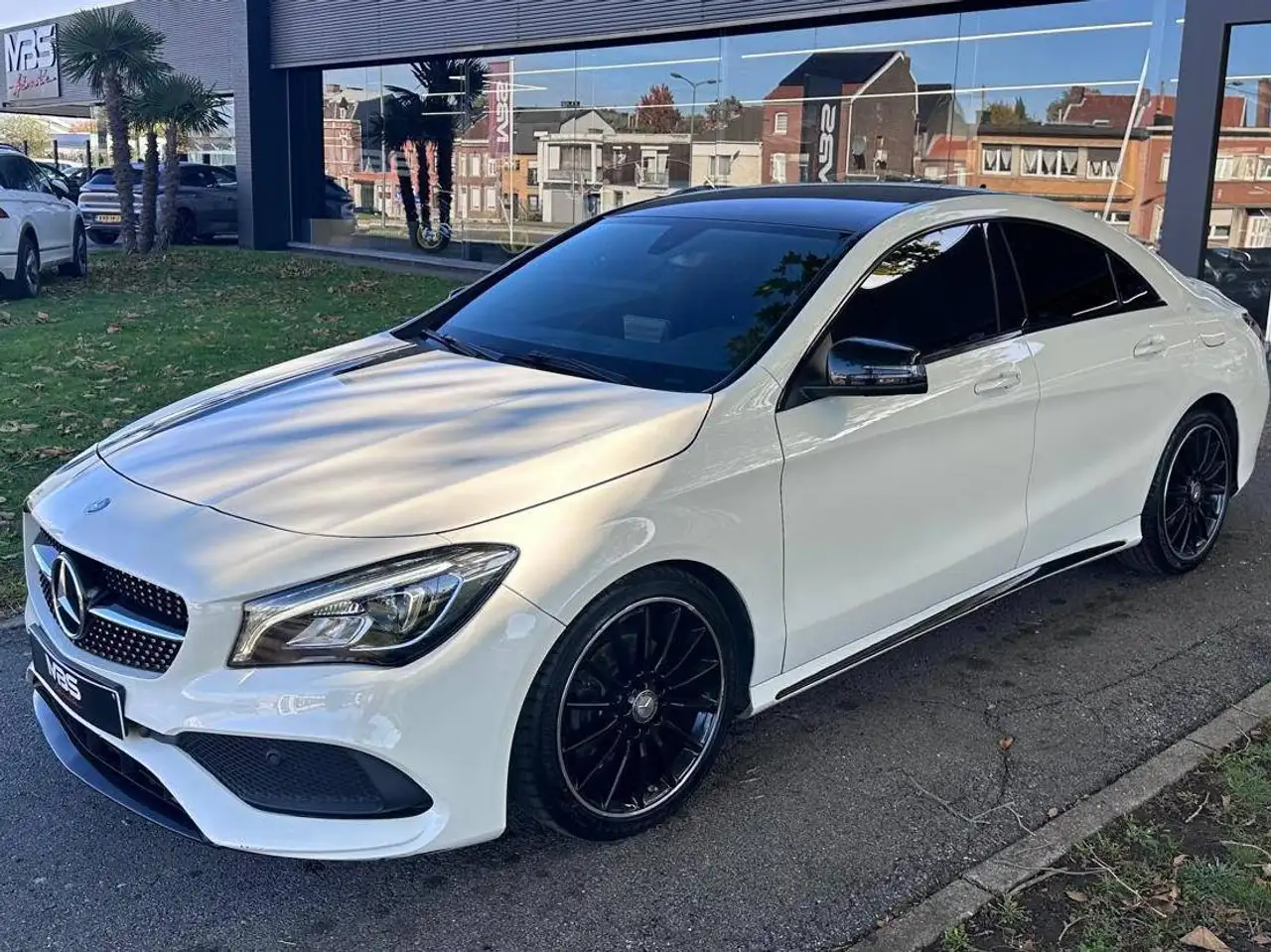 Mercedes-Benz CLA 180