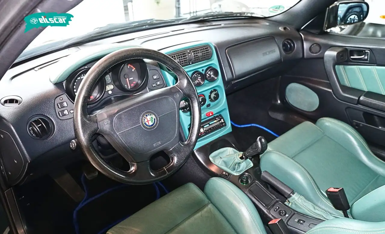 Alfa Romeo Spider 2.0i 916, foto 6
