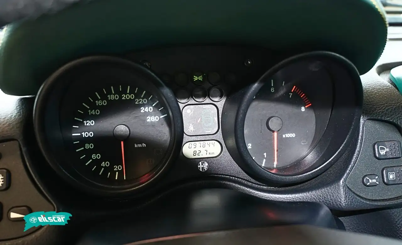 Alfa Romeo Spider 2.0i 916, foto 12