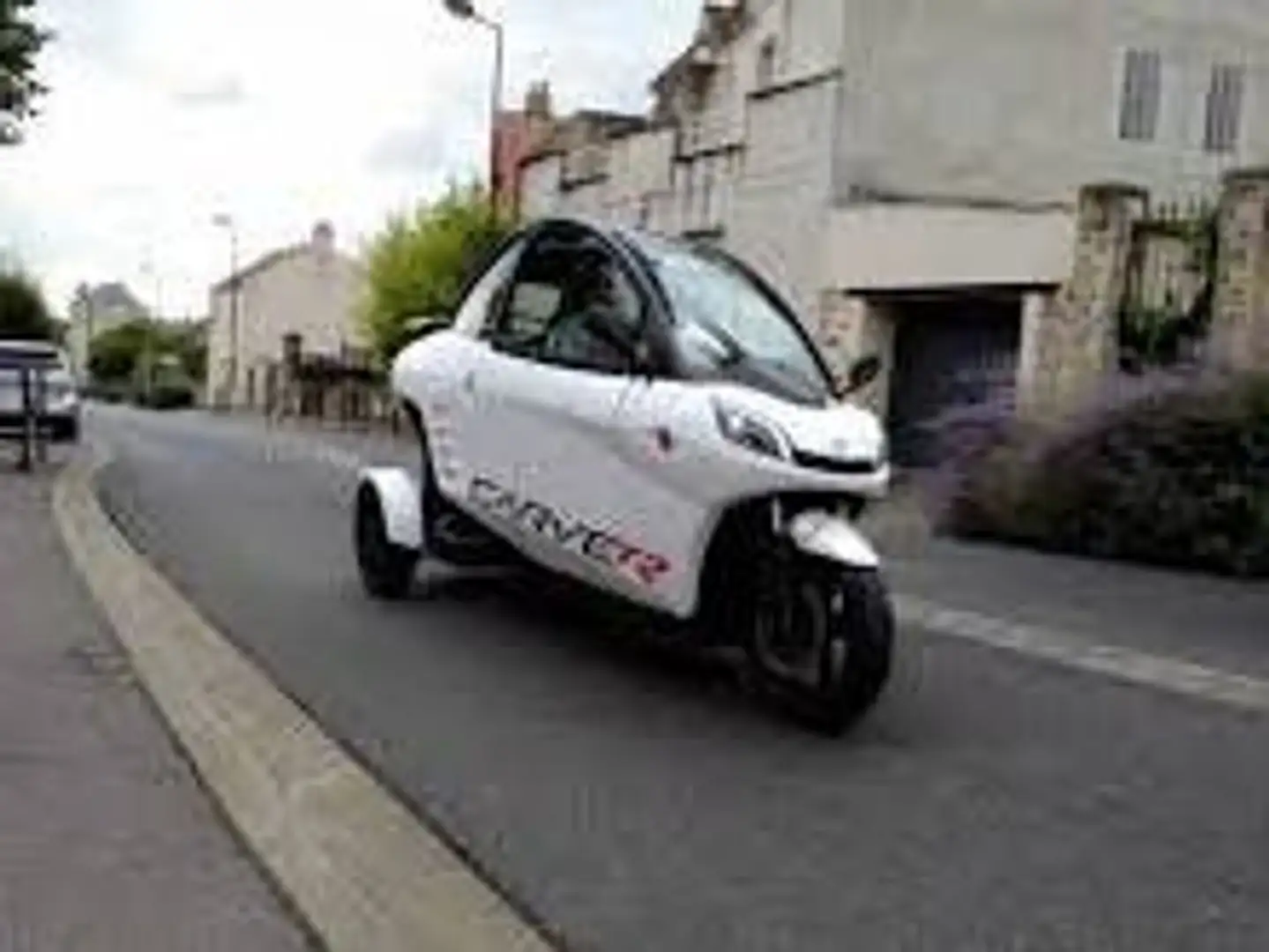 Can-Am Sonix UX Bianco - 2