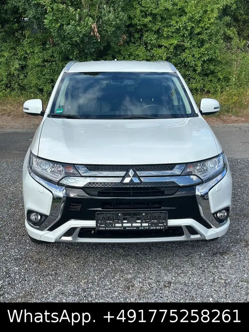 Mitsubishi Outlander PHEV Basis 4WD Weiß - 2