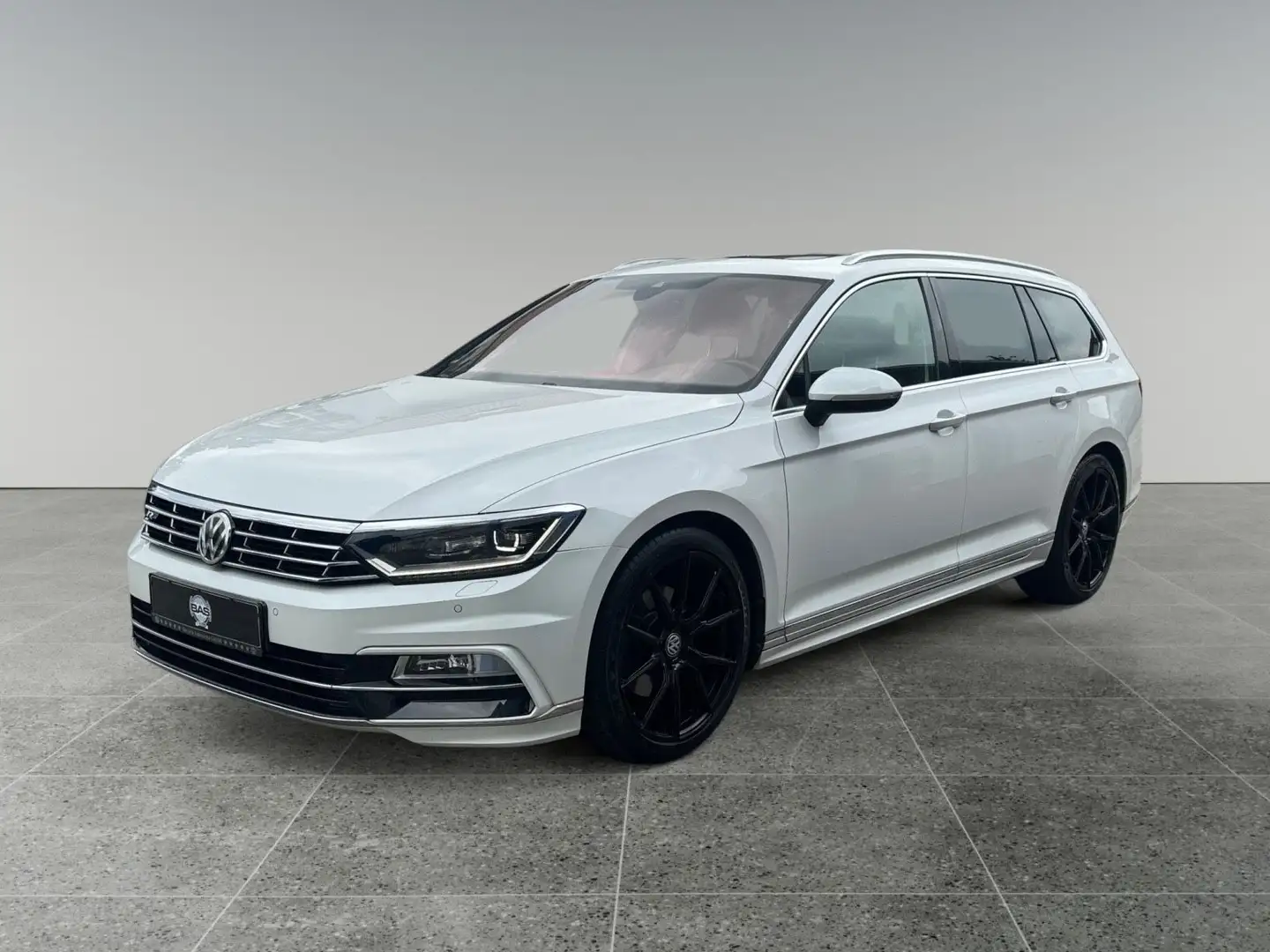 Volkswagen Passat Variant Highline R-Line /ACC/AHK/LED Blanco - 1