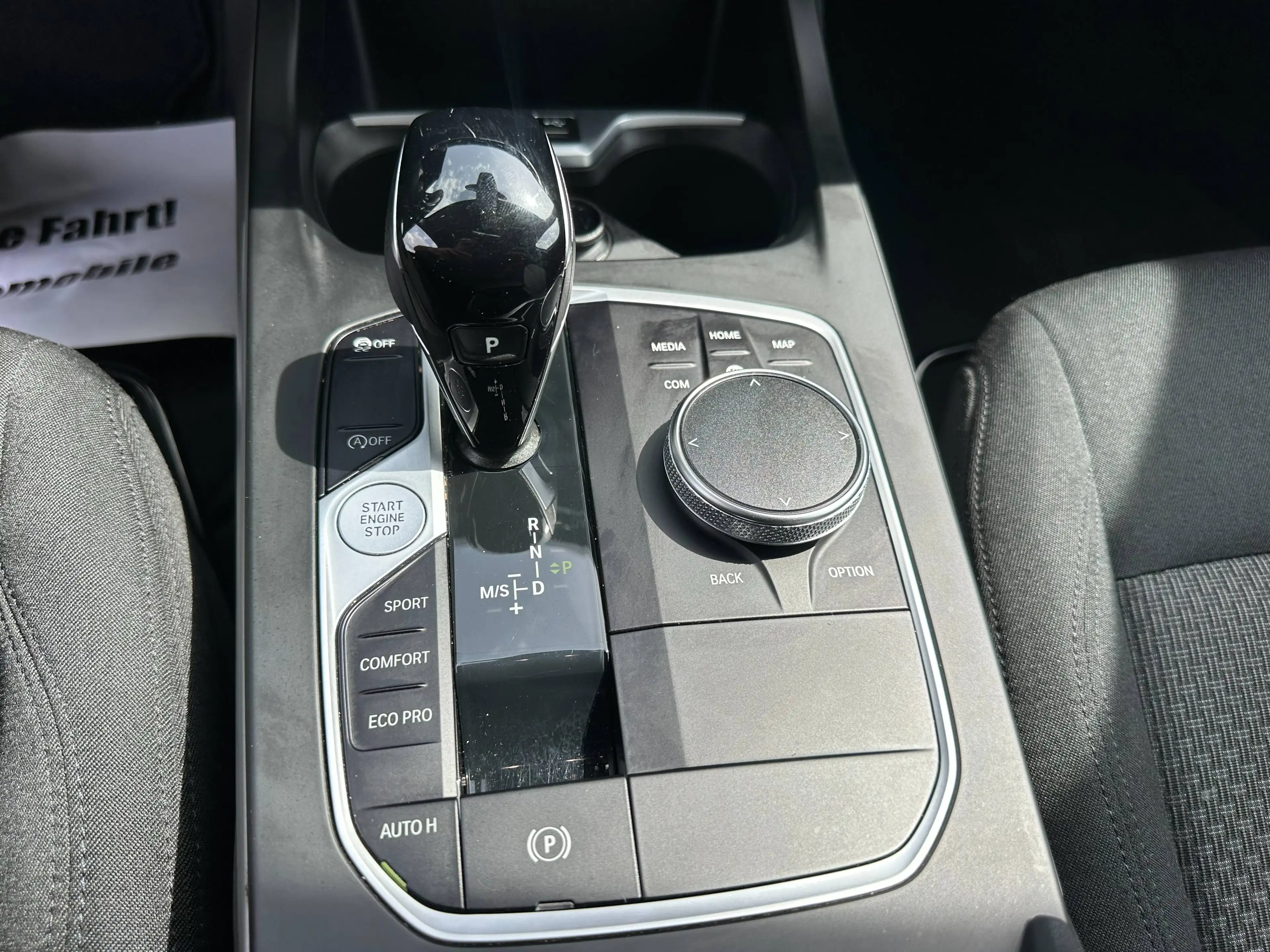 BMW 116 d Aut+1HAND+NAVI+KLIMA+PDC+SHZ+LIVE COCKPIT+TEMPO — photo 8