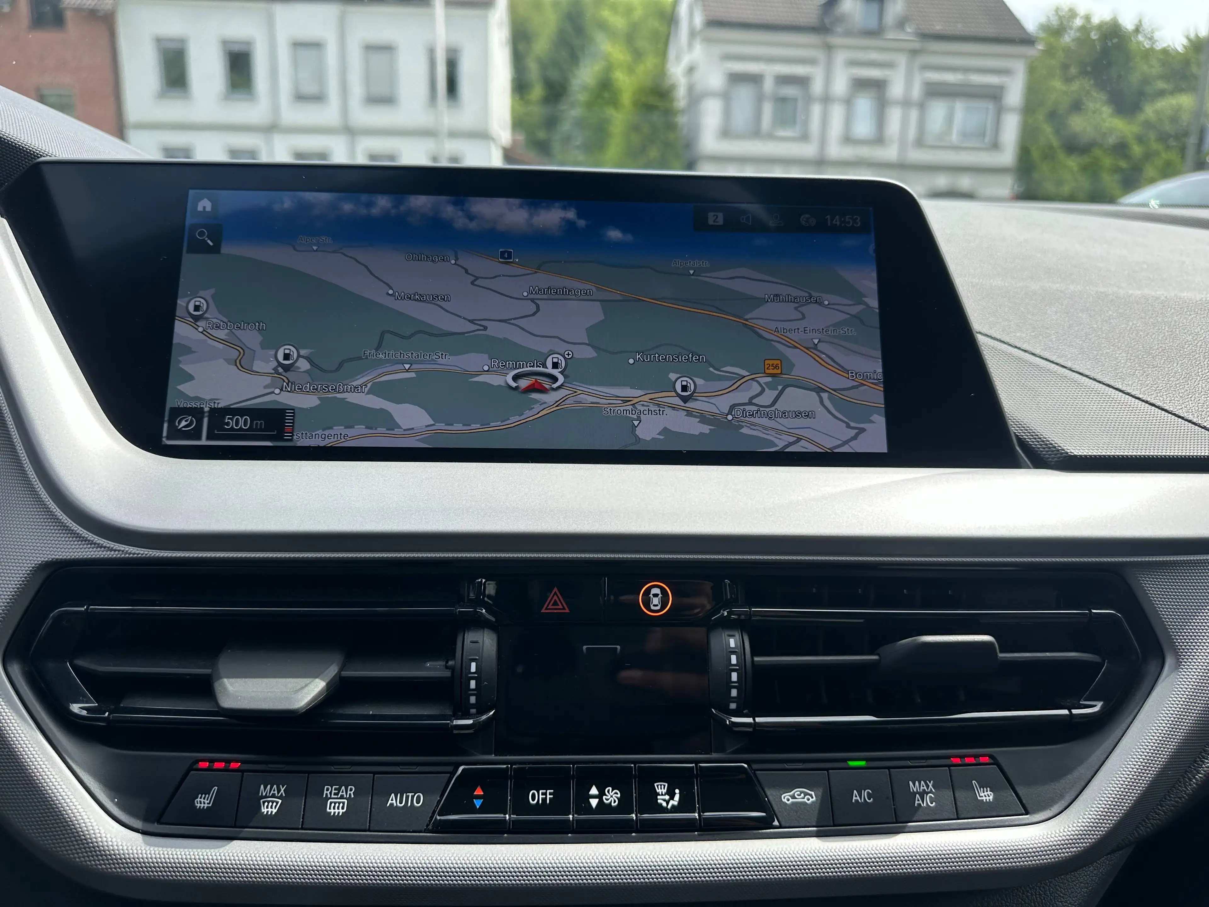 BMW 116 d Aut+1HAND+NAVI+KLIMA+PDC+SHZ+LIVE COCKPIT+TEMPO — photo 7