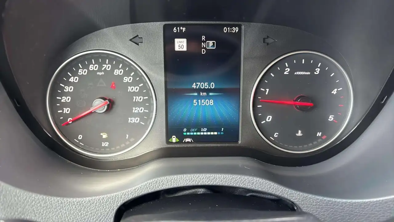 Mercedes-Benz Sprinter снимка Mercedes-Benz Sprinter