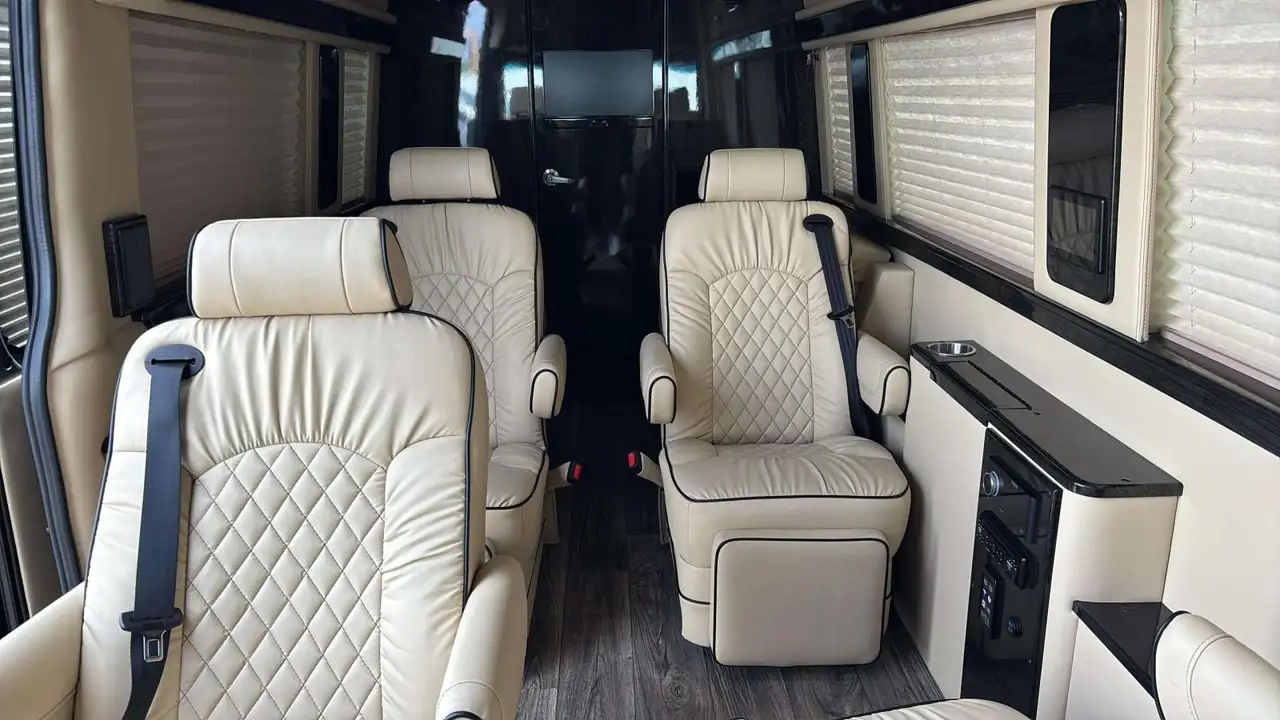 Mercedes-Benz Sprinter снимка Mercedes-Benz Sprinter