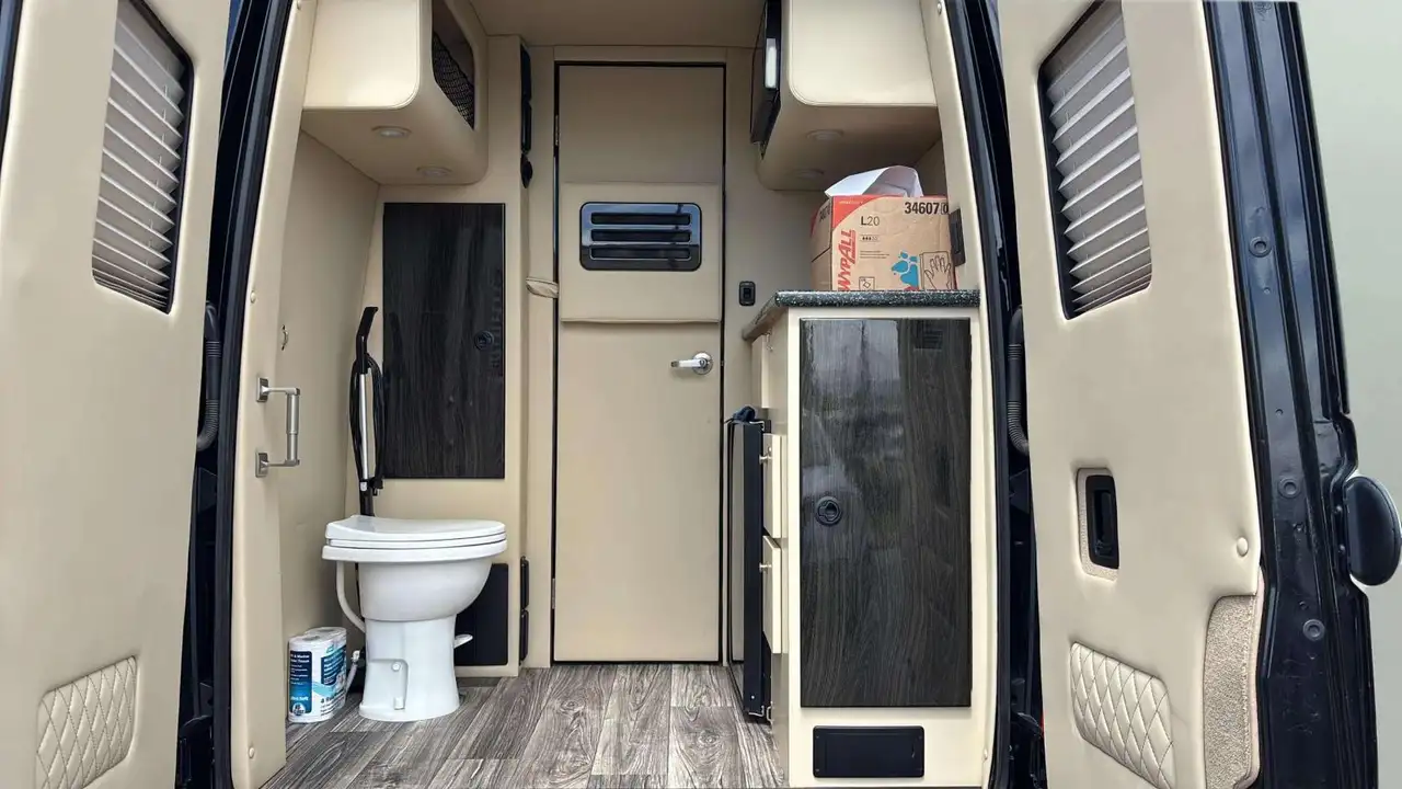 Mercedes-Benz Sprinter снимка Mercedes-Benz Sprinter