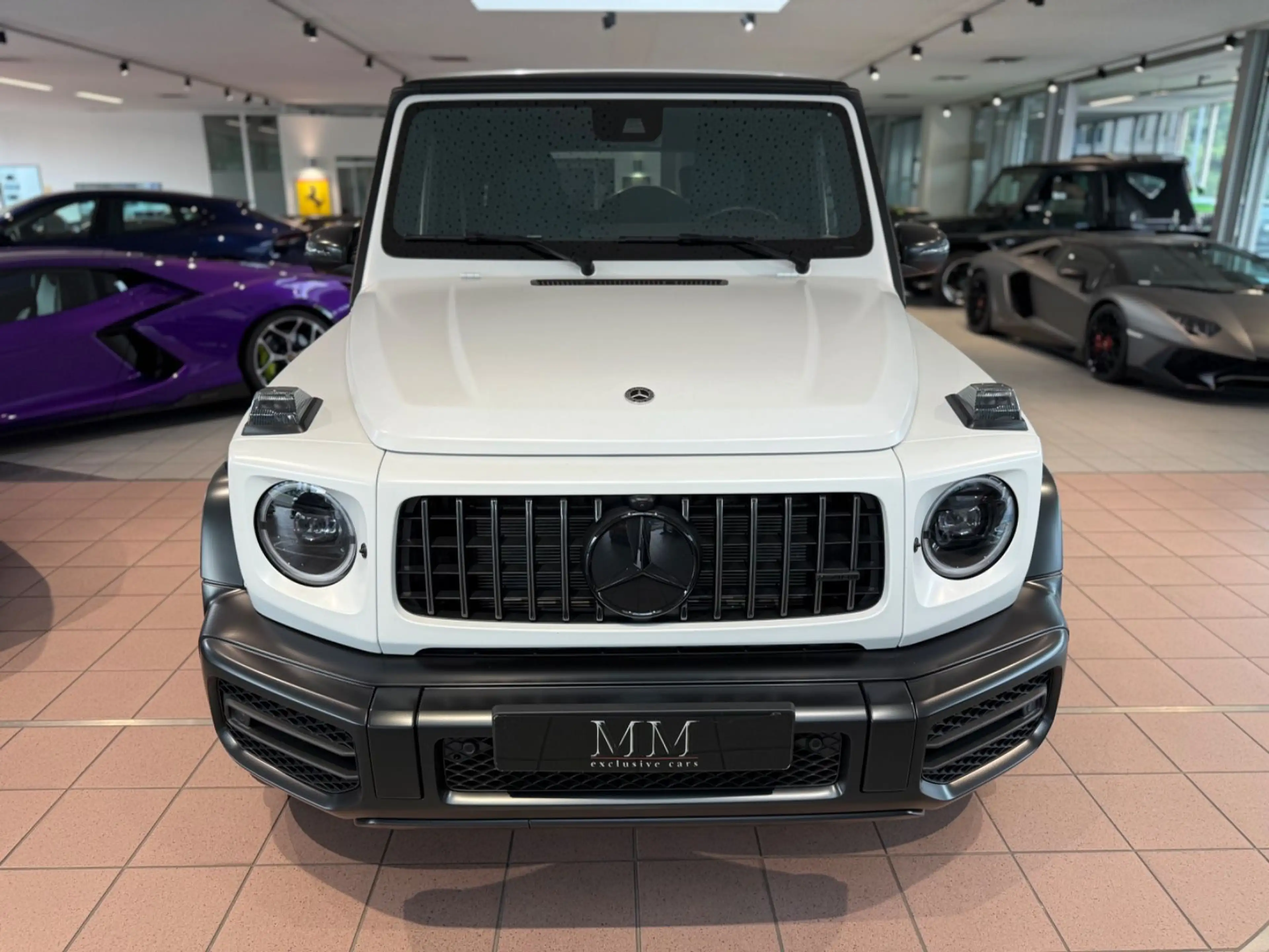 Mercedes-Benz G 63 AMG Opalithweiß Magno/Performance — photo 3