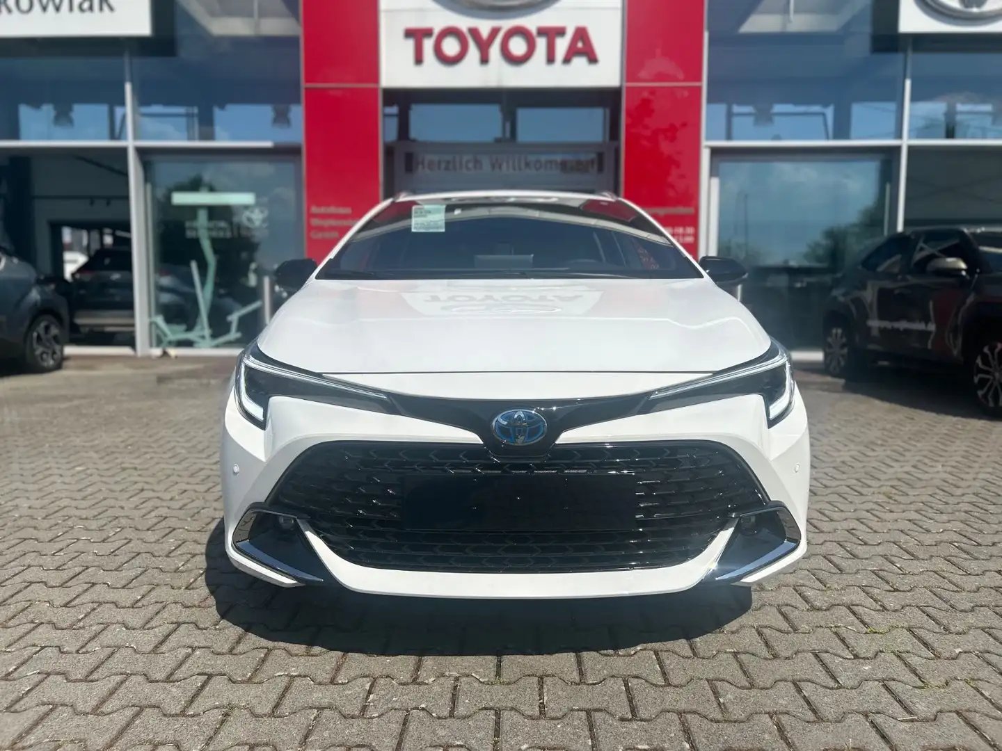 Toyota Corolla TS 2,0 Hybrid TeamPlayer*TechnikP*1,99%* Weiß - 2