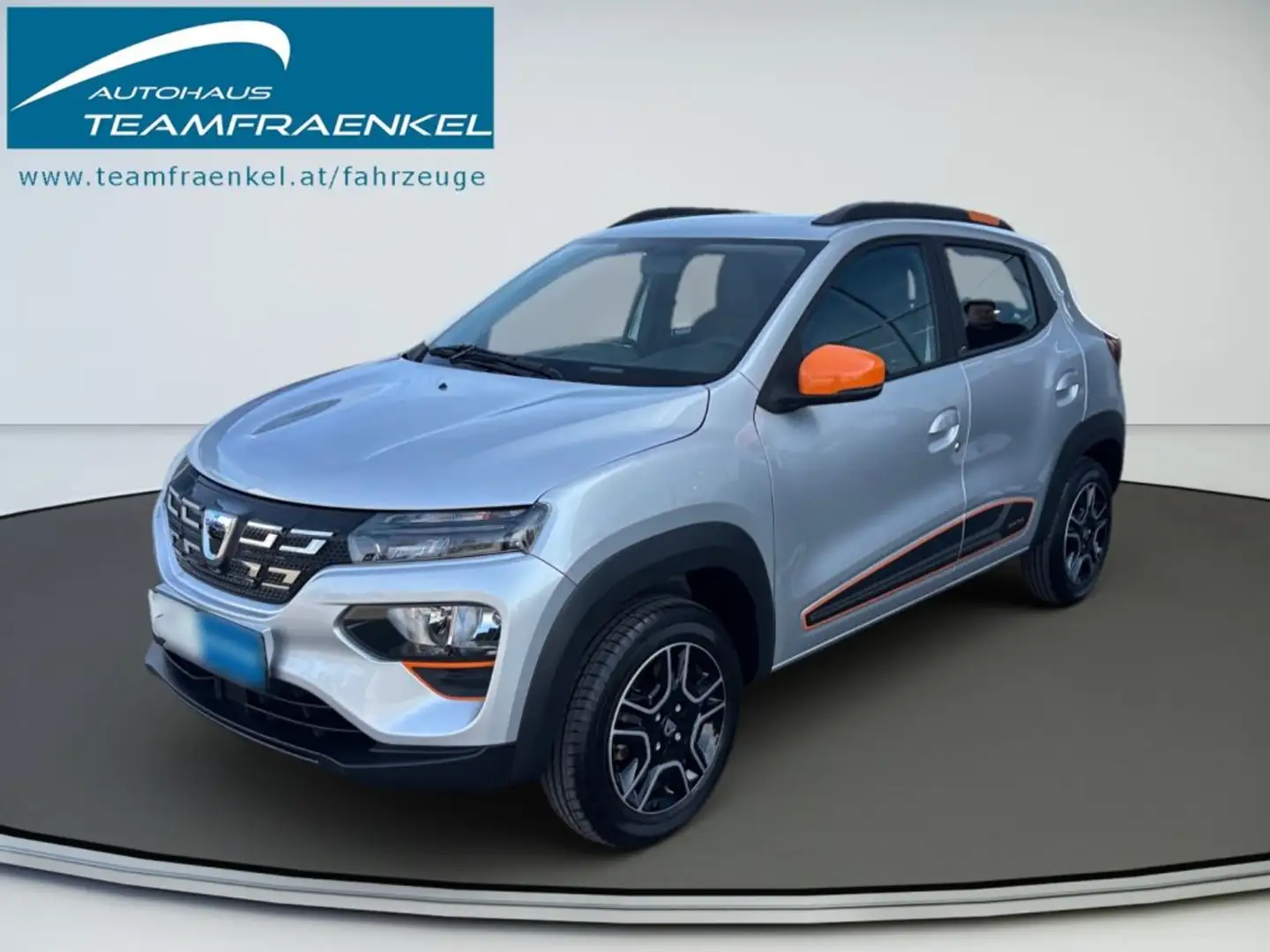 Dacia Spring Elektro 26,8 kWh Comfort Plus Silber - 1