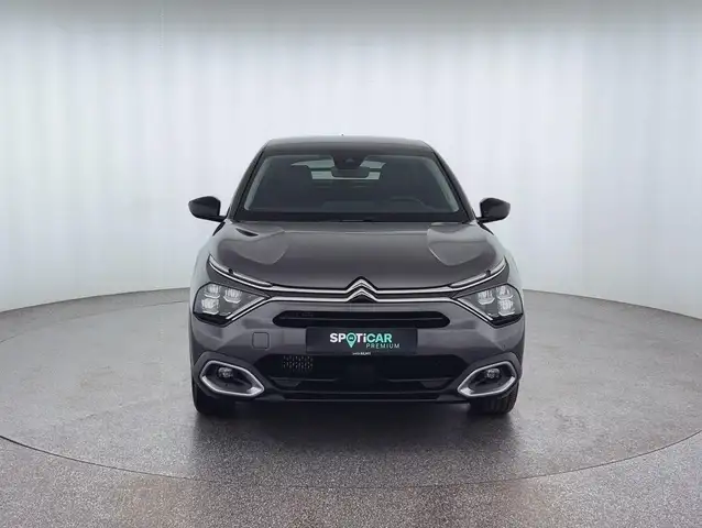 Citroen C4 view 2