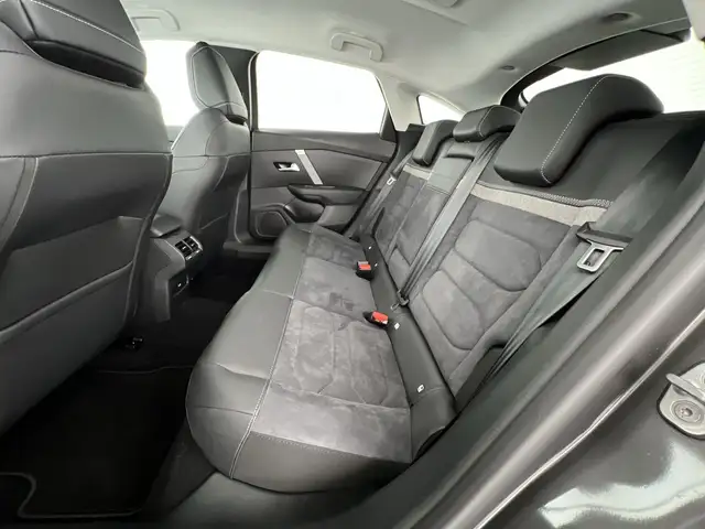 Citroen C4 view 9