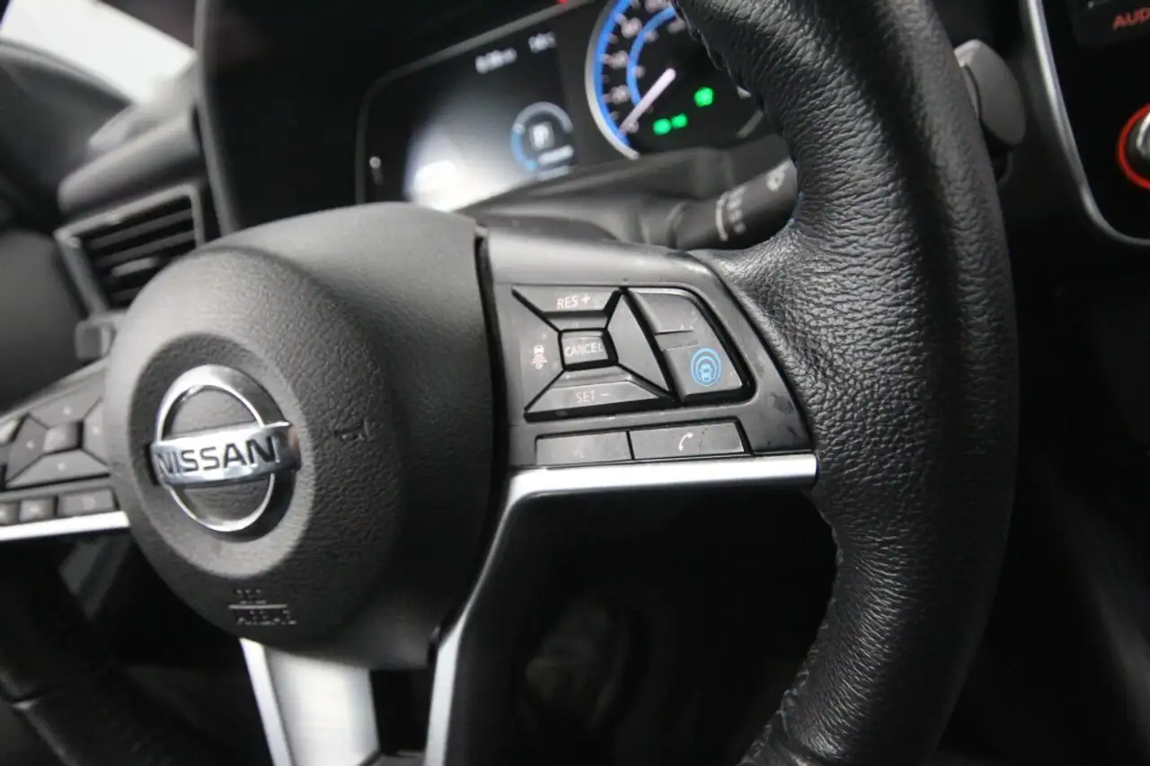 Nissan Leaf снимка Nissan Leaf