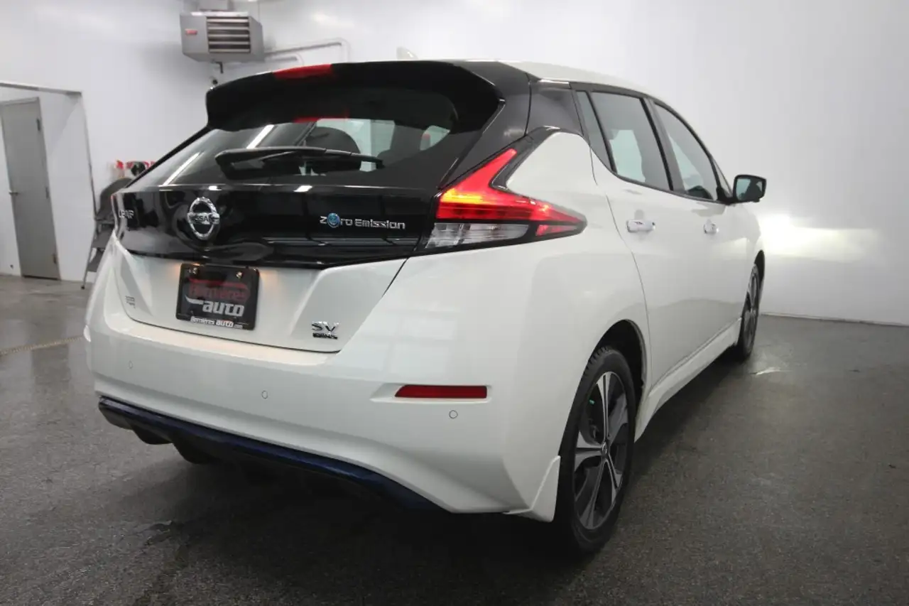 Nissan Leaf снимка Nissan Leaf