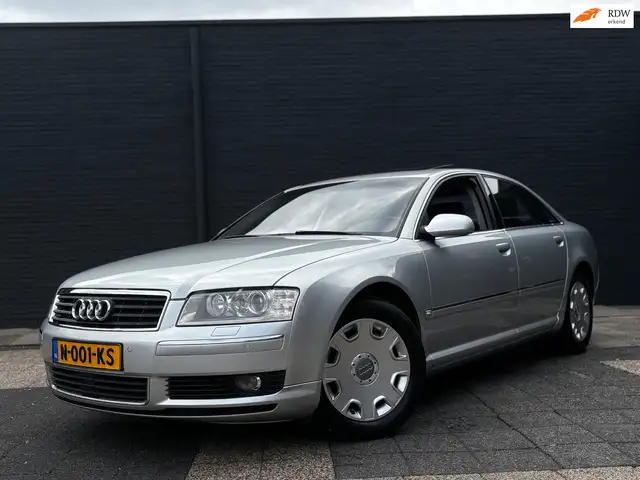 Audi A8 4.2 Quattro | V8 | Schuifdak | Leder | Youngtimer
