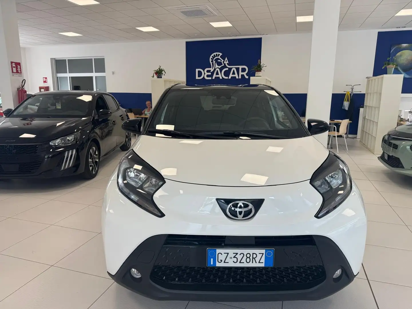 Toyota Aygo Aygo X 1.0 Trend 72cv Alb - 1