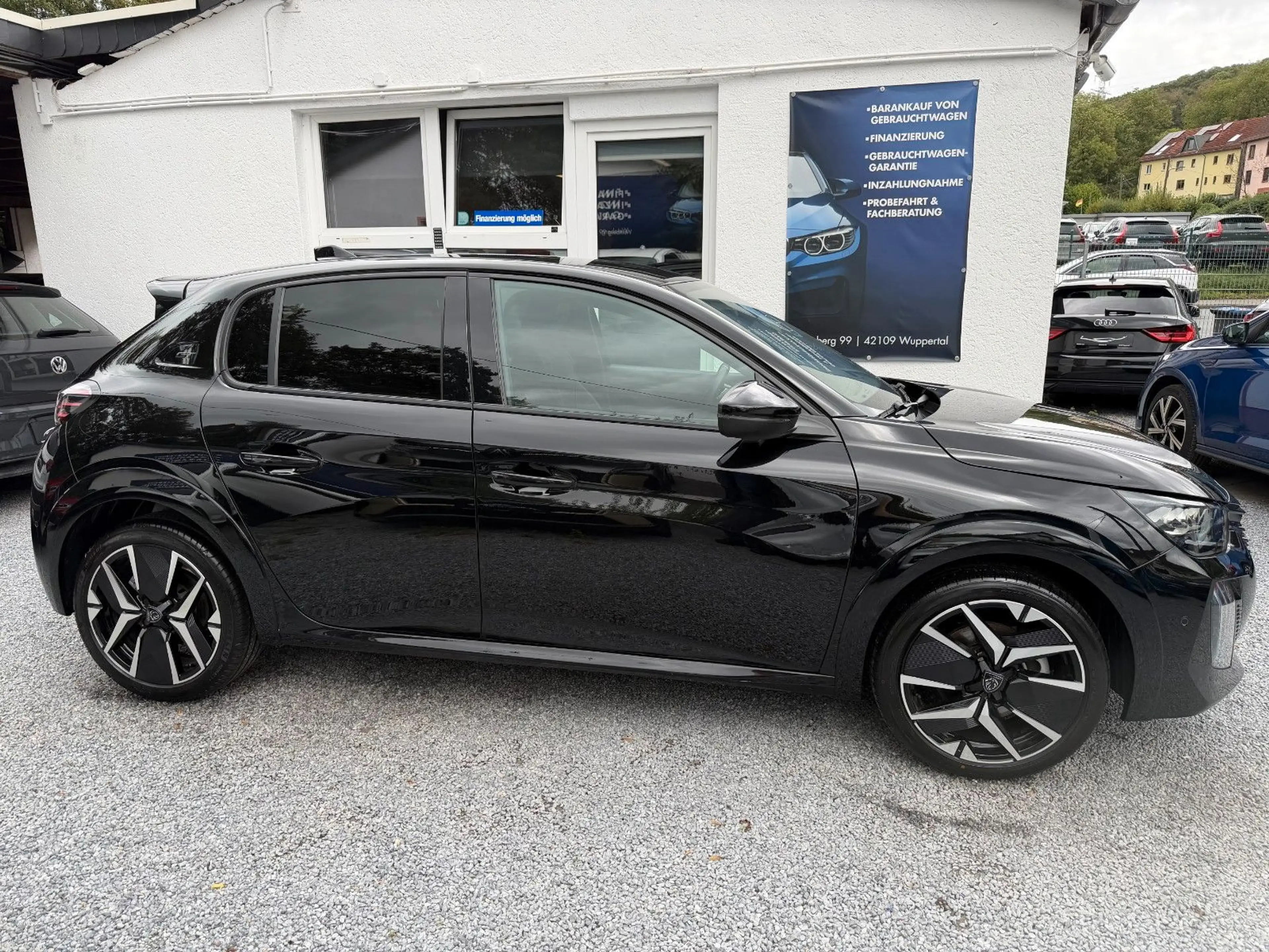 Peugeot 208 HYBRID 136 e-DSC6 GT SPORTPAKET 2025 — photo 8