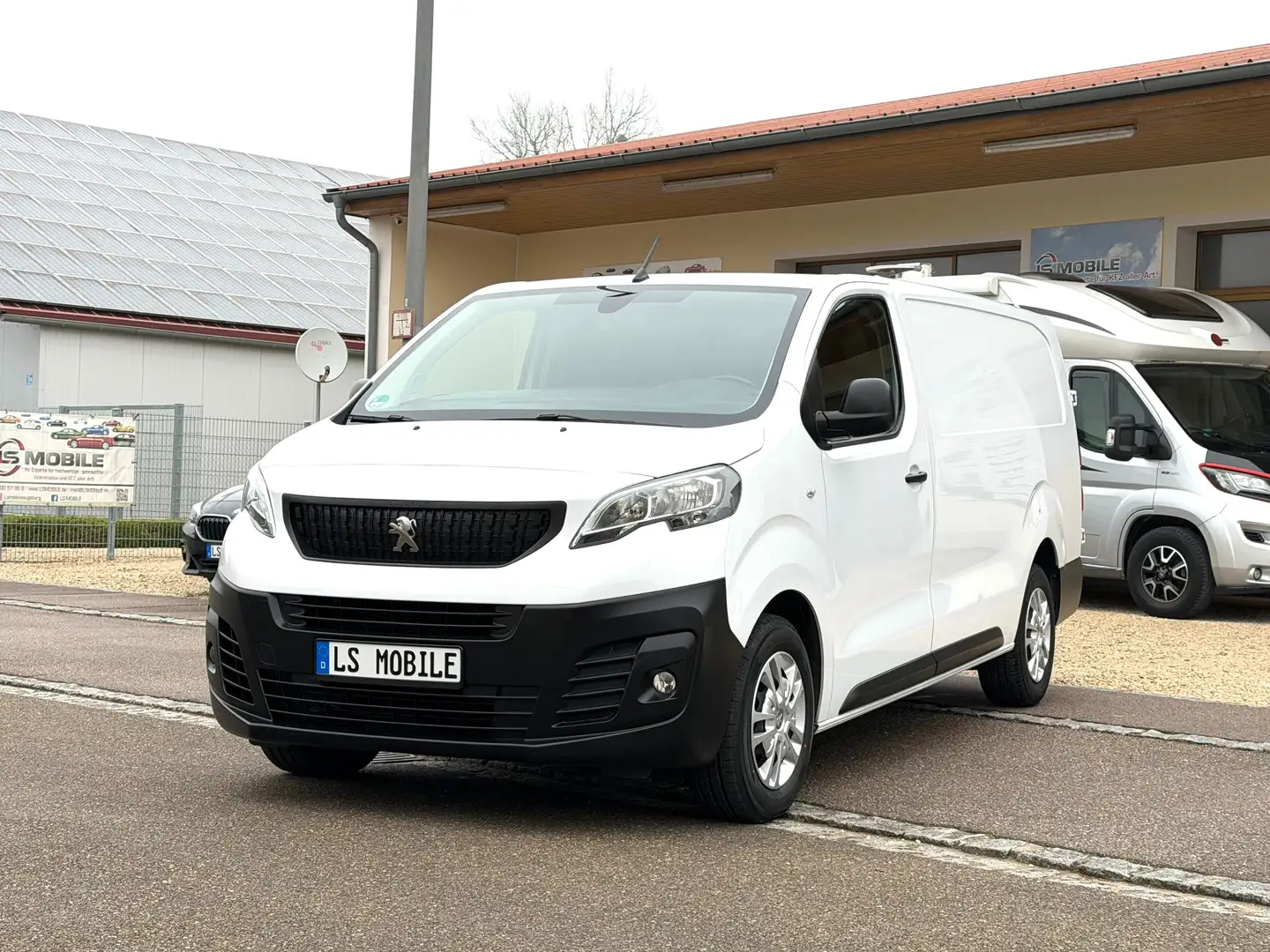 Peugeot Expert 2.0 HDi 144PS Kasten Premium L3 ErhöhteNutzlast Weiß - 1