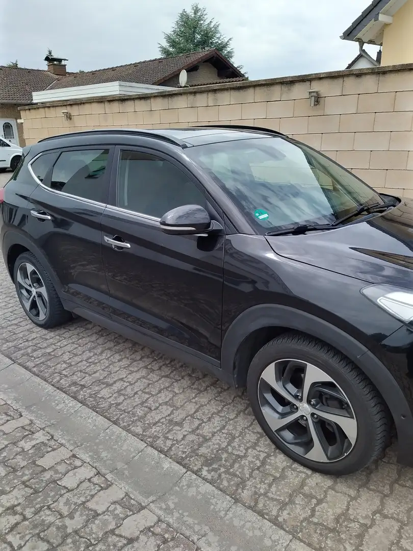 Hyundai TUCSON 2.0 CRDi 4WD Automatik Premium Noir - 1