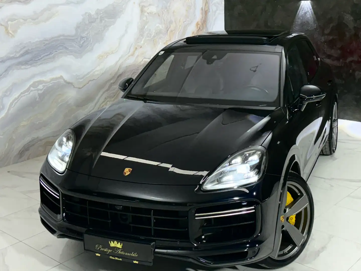 Porsche Cayenne Turbo III V8 549PS*PORSCHE APPROVED*NEUES SERVICE* Nero - 2