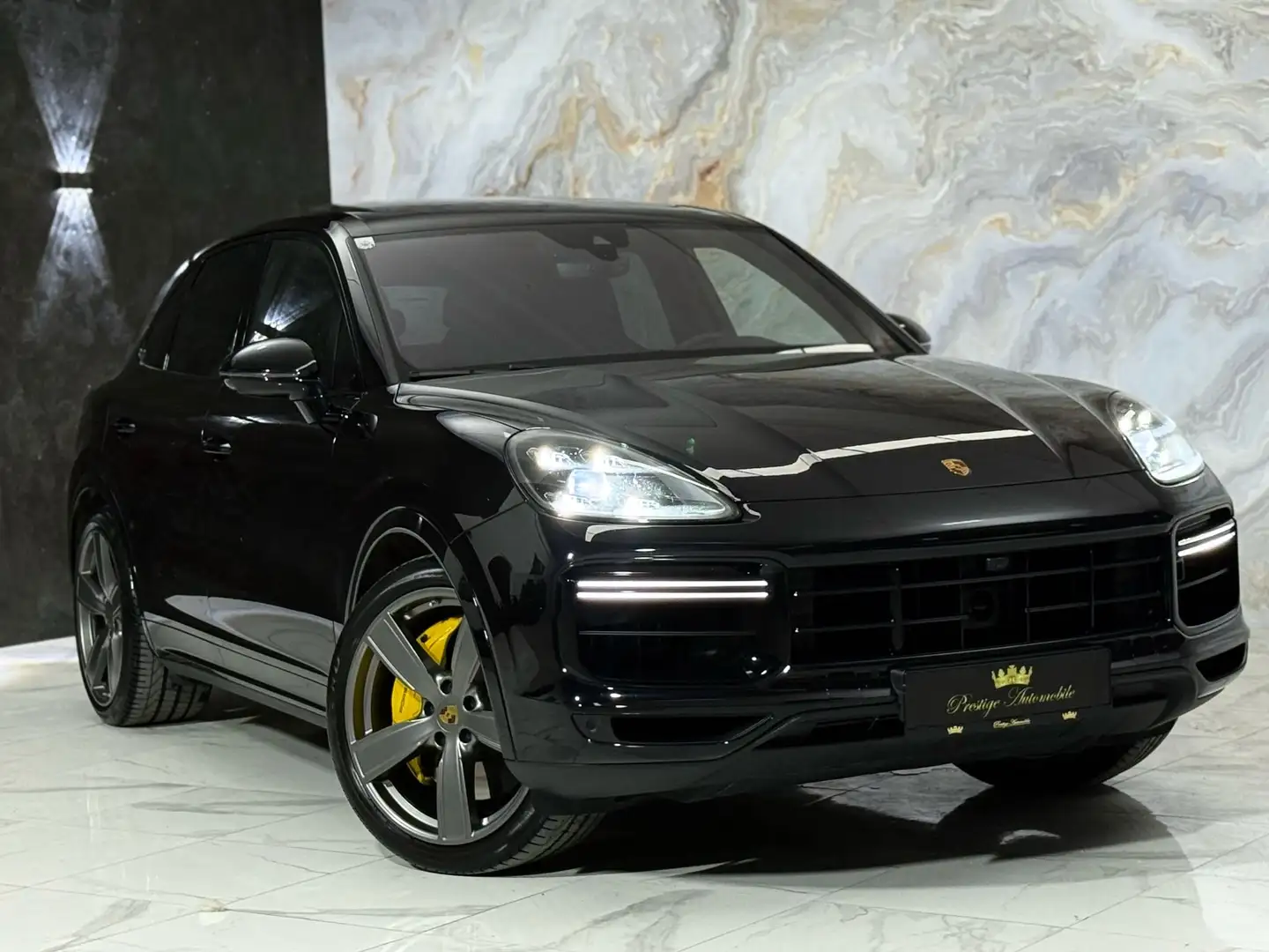 Porsche Cayenne Turbo III V8 549PS*PORSCHE APPROVED*NEUES SERVICE* Nero - 1
