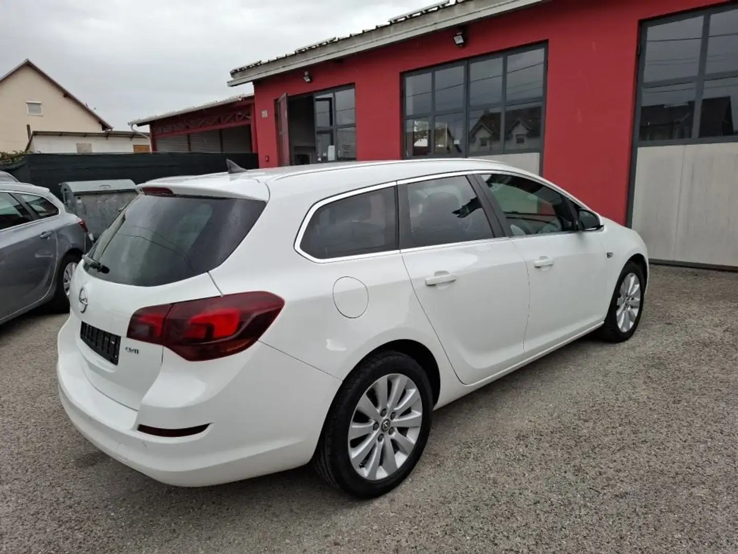 Opel Astra AFFAIRES BREAK 1.7 CDTI 110 PACK CLIM Blanc - 1