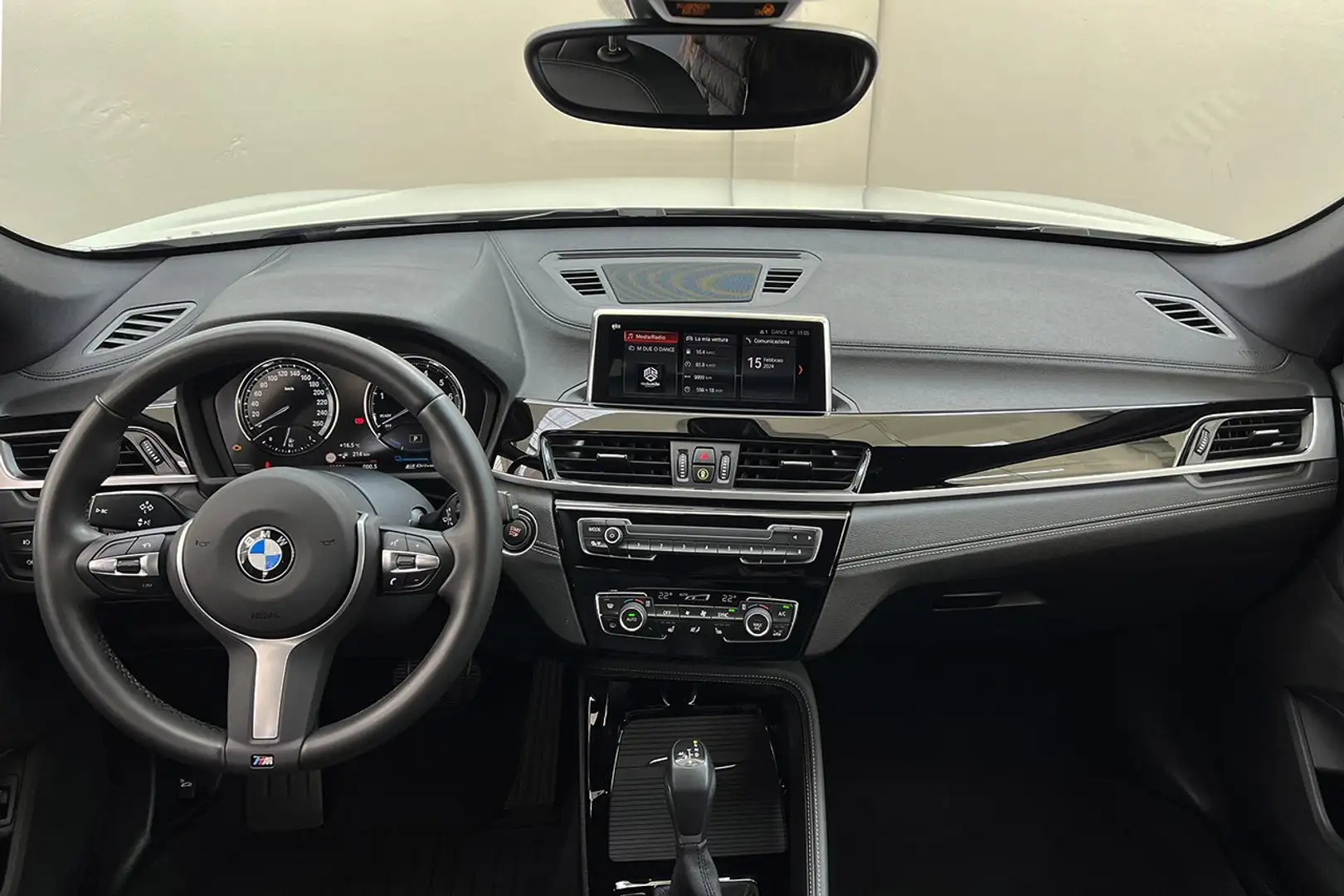 BMW X1 X1 xdrive25e xLine Plug-In Hybrid aut. Weiß - 2