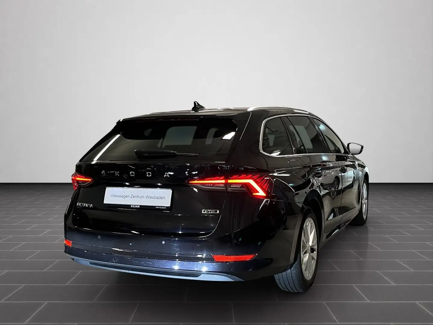Skoda Octavia Combi 1.5 TSI DSG Style, Navi, Sitzh., P Nero - 2