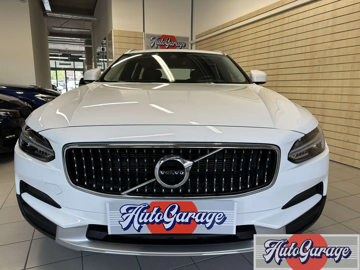 Volvo V90 Cross Country V90 Cross Country 2.0 d4 Pro awd geartronic Blanco - 2