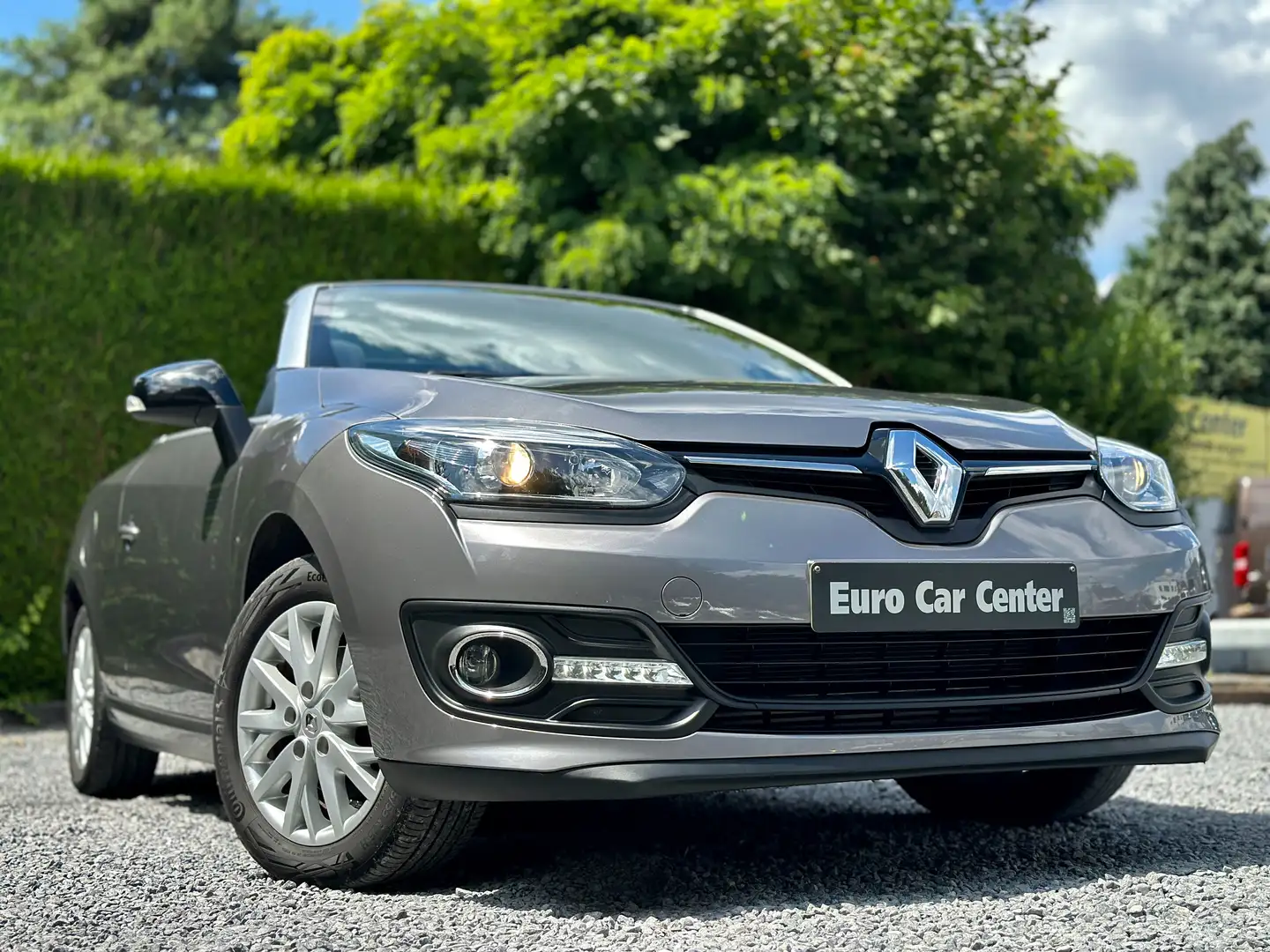 Renault Megane Cabrio 1.5 DCi Gris - 1